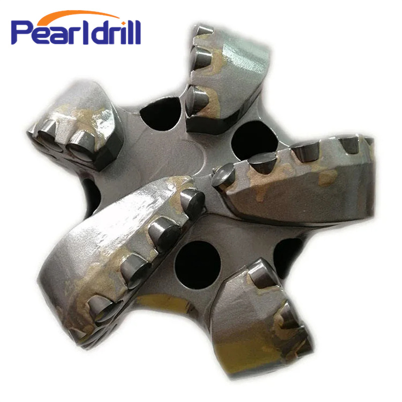 Five Wings Rounded Angle PDC Drill Bits