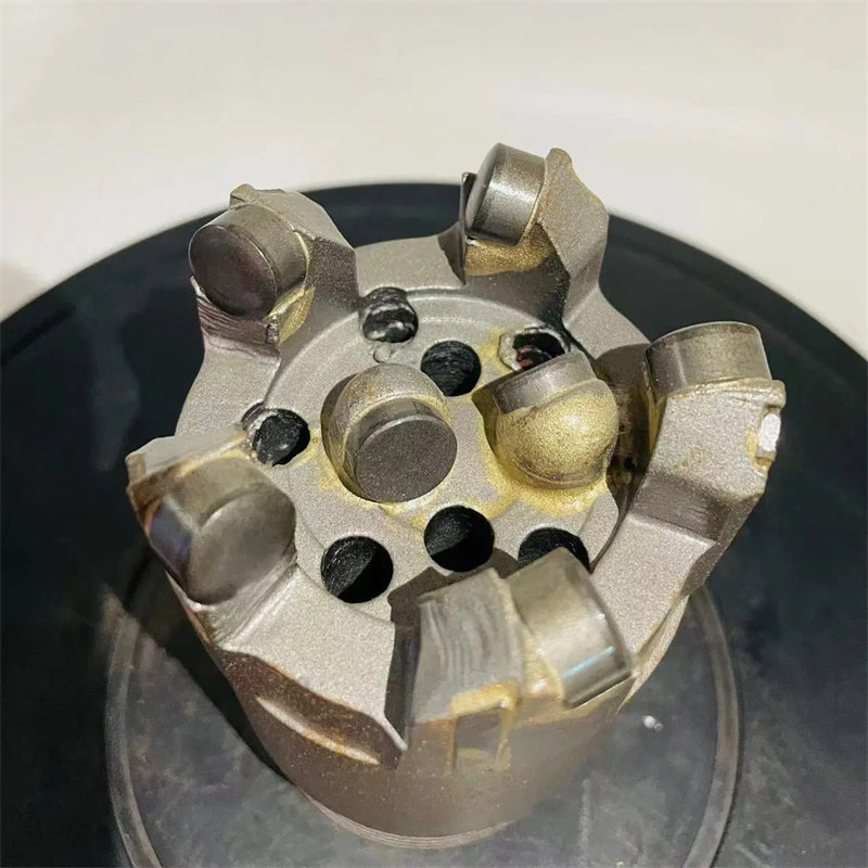 75# Five Wing Linear Concave <a href=https://www.gzpearldrill.com/en/PDC-Drill-Bit.html target='_blank'>PDC Drill Bit</a>s
